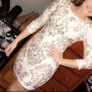 WHITE AND GOLD QUATER SLEEVE DRESS